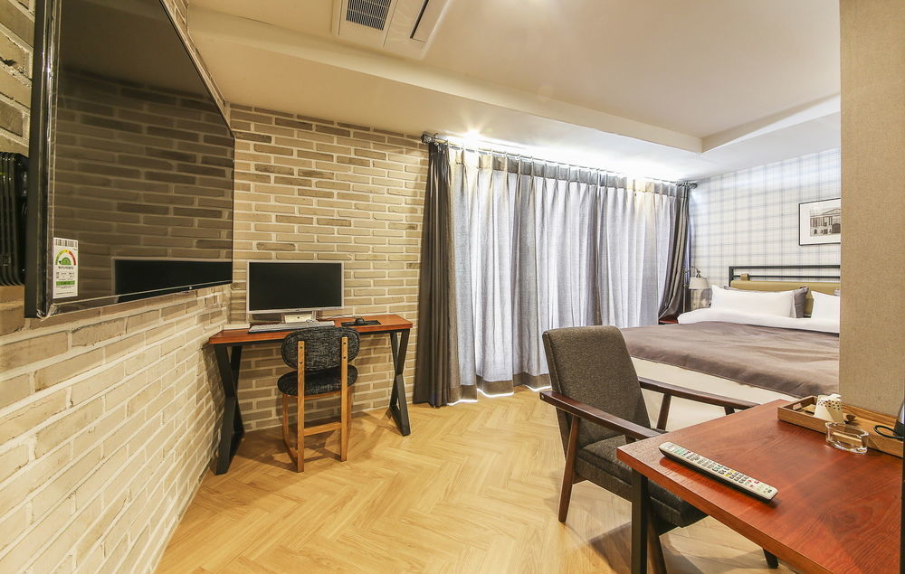 Brown Dot Hotel Gwangan Beach Пусан Екстер'єр фото