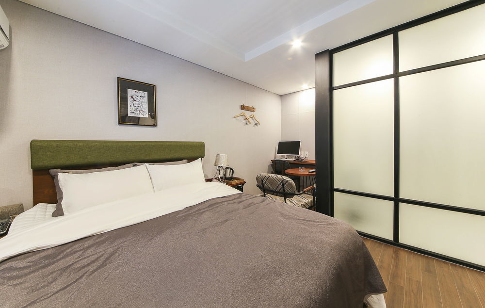 Brown Dot Hotel Gwangan Beach Пусан Екстер'єр фото