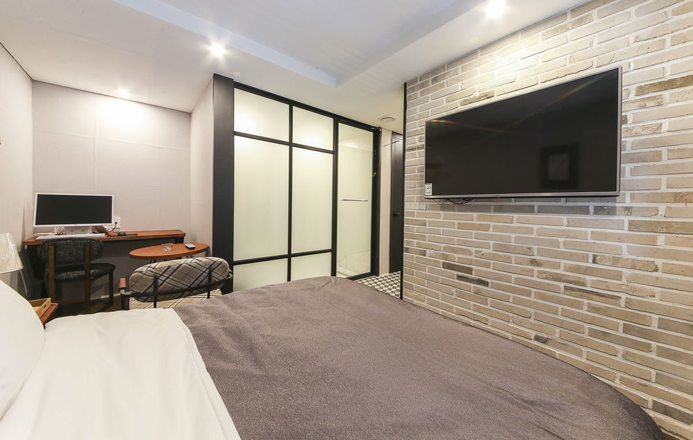 Brown Dot Hotel Gwangan Beach Пусан Екстер'єр фото