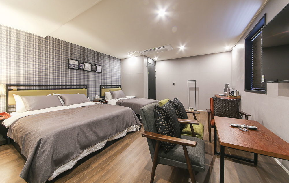 Brown Dot Hotel Gwangan Beach Пусан Екстер'єр фото